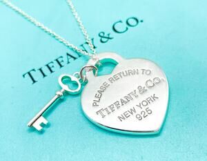 Tiffany & Co Return to Tiffany Medium Heart Tag Key Pendant Necklace 16" Receipt